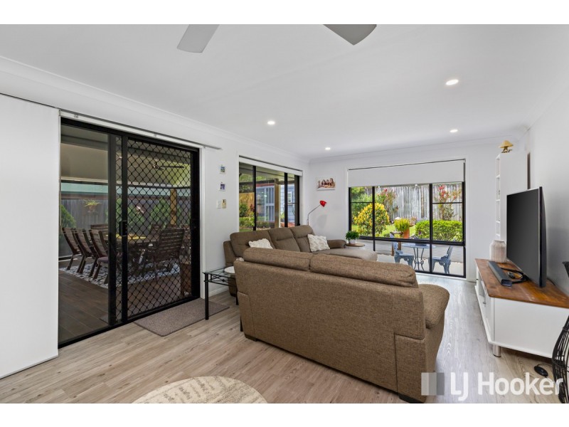 4 Victory Place, Birkdale QLD 4159