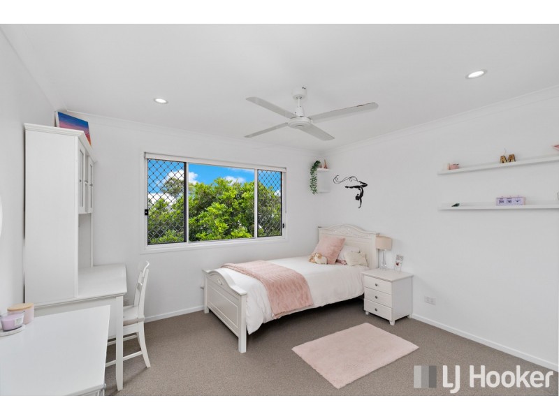 16 Acer Place, Redland Bay QLD 4165