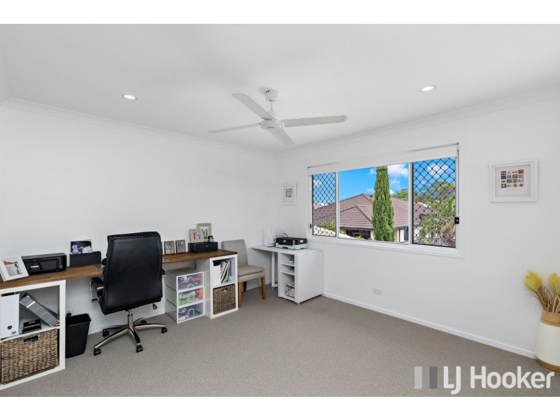 16 Acer Place, Redland Bay QLD 4165