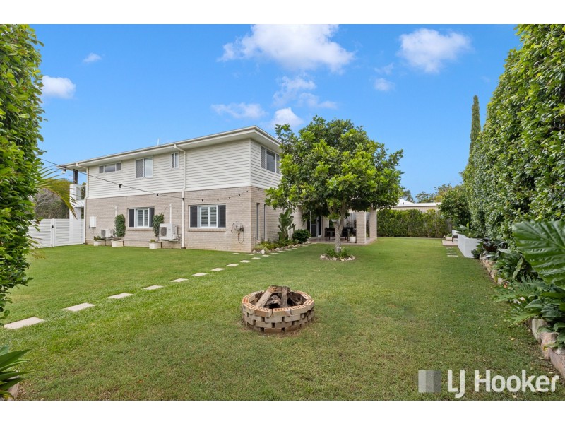 16 Acer Place, Redland Bay QLD 4165