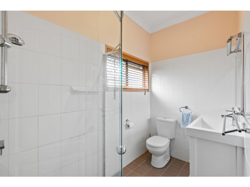 6-8 Hugh Street, Thorneside QLD 4158