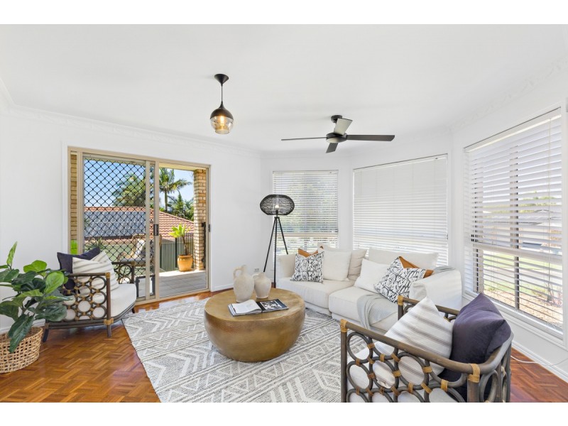37 Chesterfield Crescent, Wellington Point QLD 4160