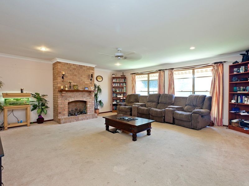 9 Biscay Street, Wellington Point QLD 4160
