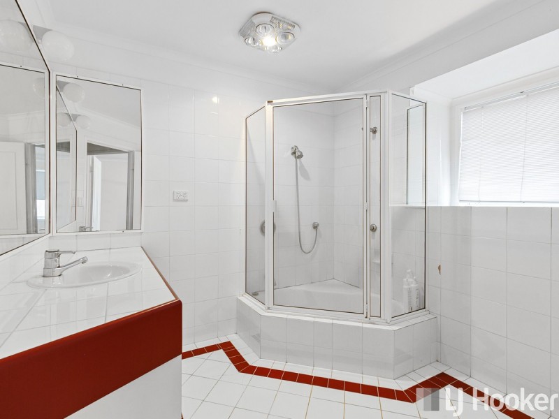 36 Dawn Crescent, Thornlands QLD 4164