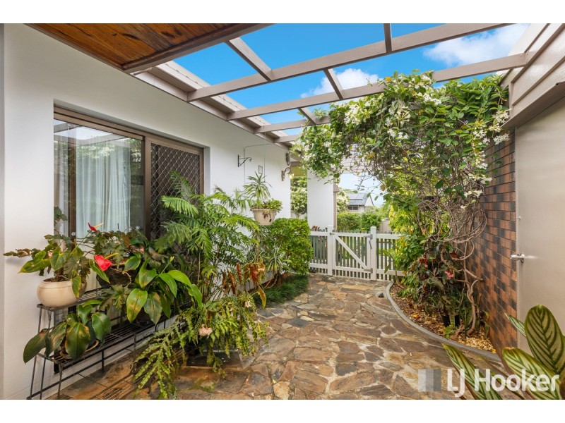 14 Paranka Drive South, Cleveland QLD 4163