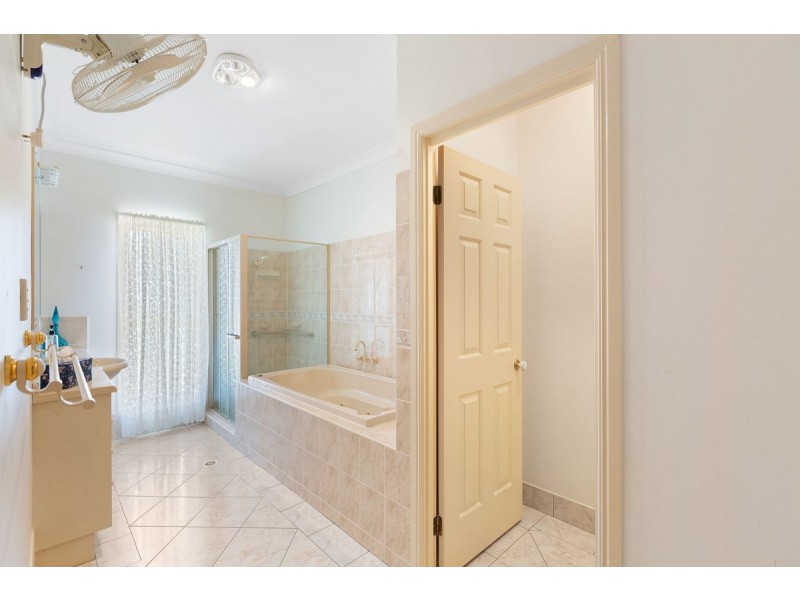 1 Eric Court, Cleveland QLD 4163