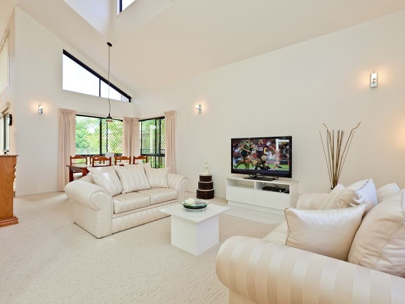 13 Cayman Crescent, Ormiston QLD 4160