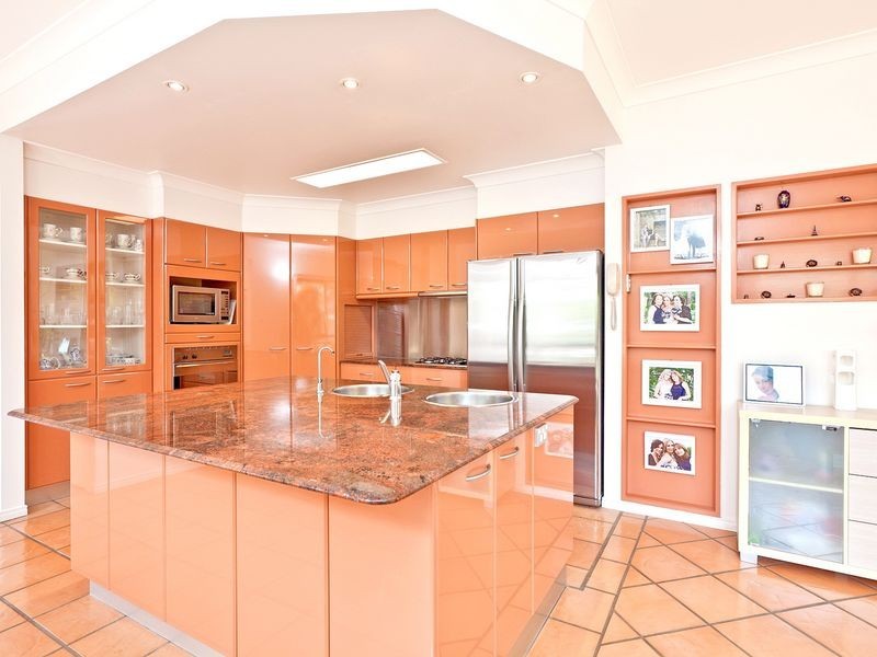 13 Cayman Crescent, Ormiston QLD 4160