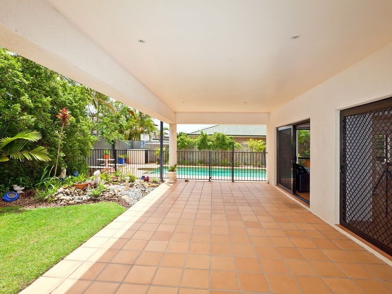 13 Cayman Crescent, Ormiston QLD 4160