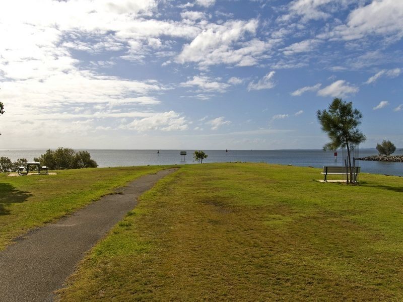 13 Cayman Crescent, Ormiston QLD 4160