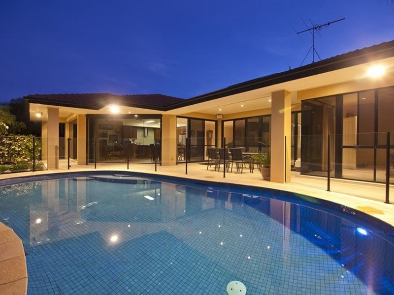 56 Anchorage Drive, Raby Bay QLD 4163