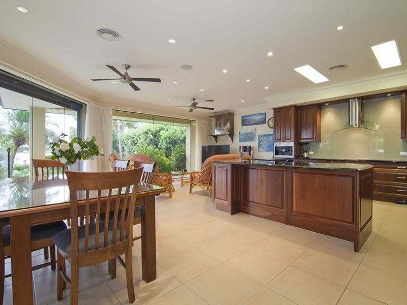 56 Anchorage Drive, Raby Bay QLD 4163