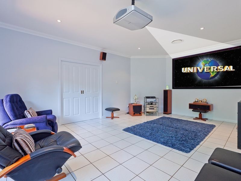91-109 Solway Crescent, Carbrook QLD 4130