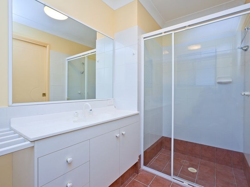 18 Pleasant Court, Cleveland QLD 4163