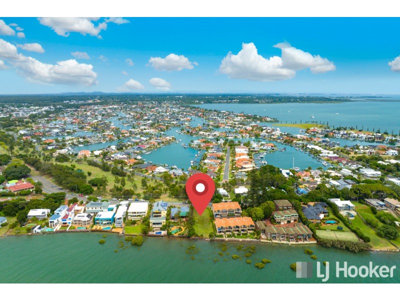 121 Shore Street North, Cleveland QLD 4163