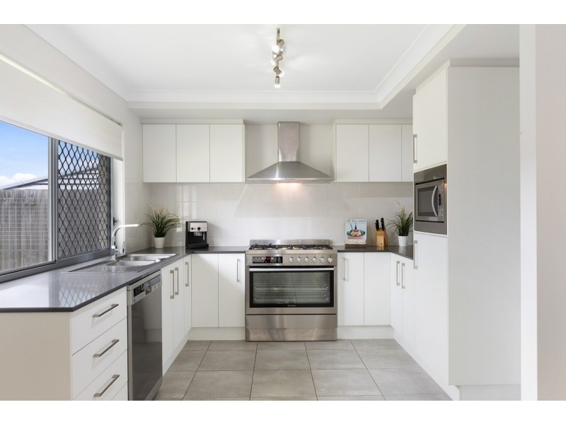 14 Davenport Street, Thornlands QLD 4164