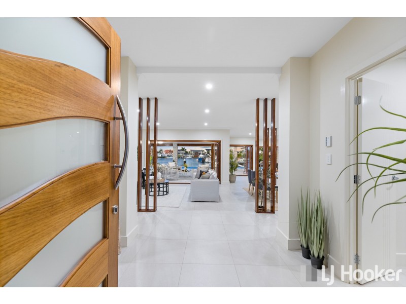 20 Compass Court, Raby Bay QLD 4163