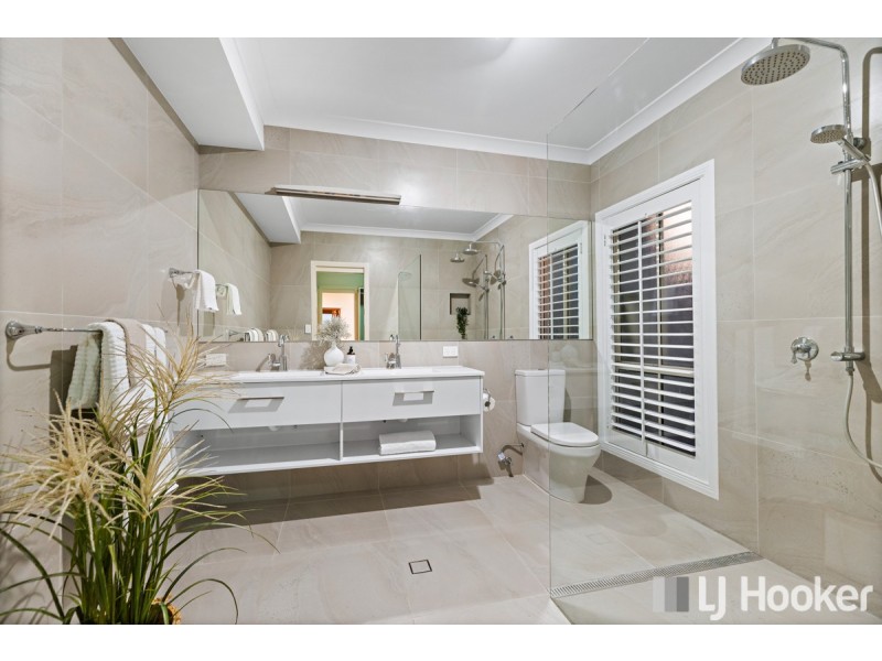 20 Compass Court, Raby Bay QLD 4163