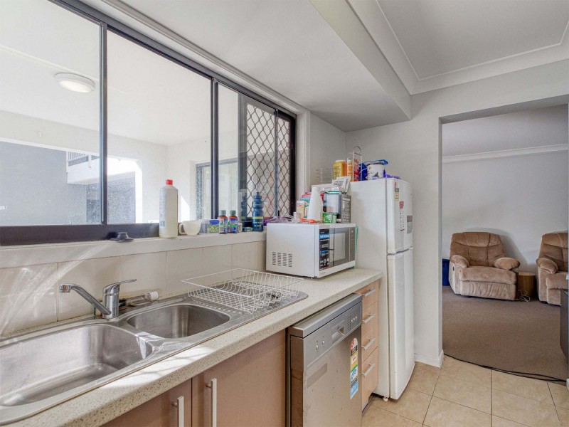 8/25 Pittwin Road North, Capalaba QLD 4157