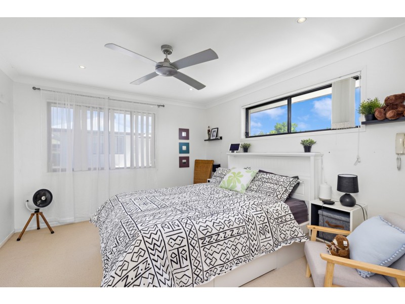 4/42-44 Longland Street, Cleveland QLD 4163