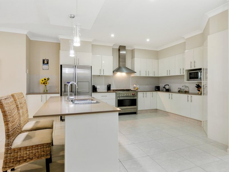 2 Poplin Place, Mount Cotton QLD 4165