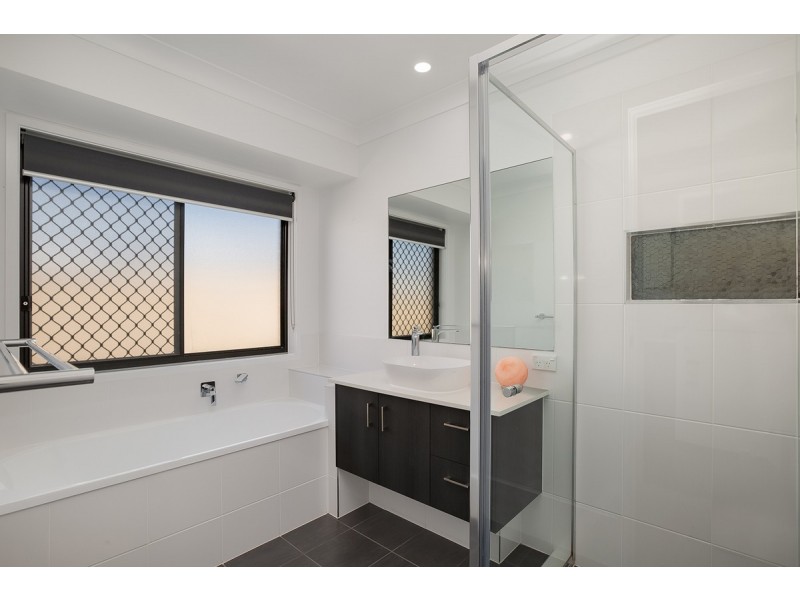 37 Babiana Street, Alexandra Hills QLD 4161