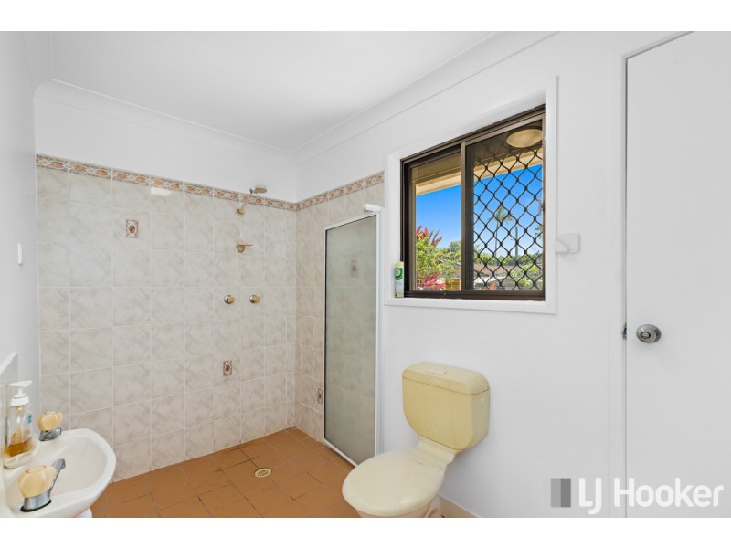 13 Macadamia Street, Victoria Point QLD 4165