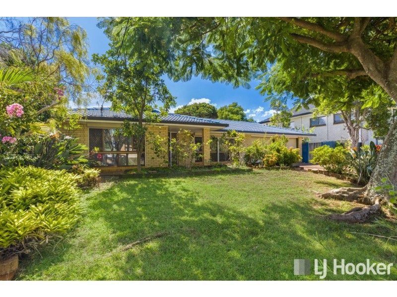 13 Macadamia Street, Victoria Point QLD 4165