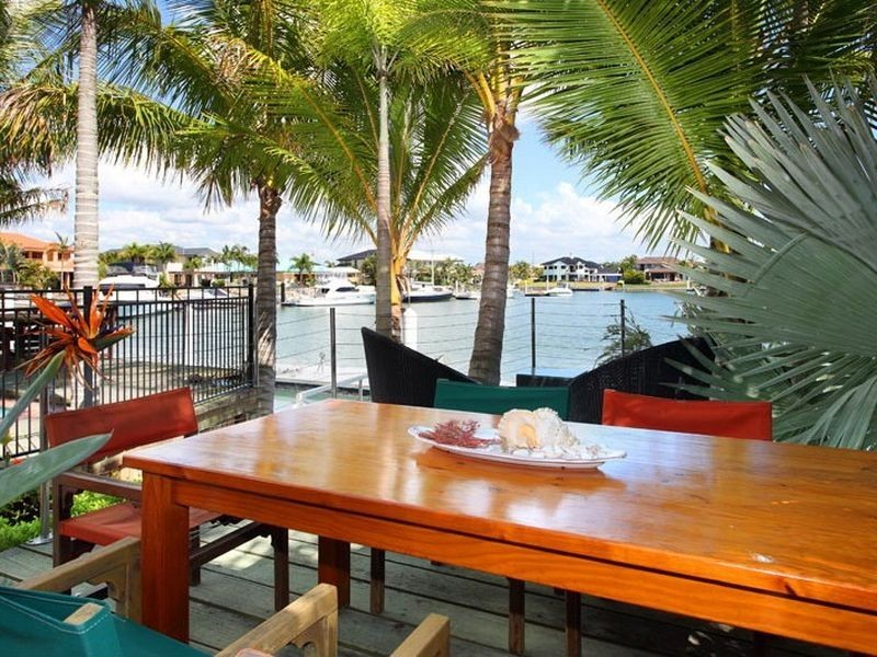 16 Sommersea Drive, Raby Bay QLD 4163