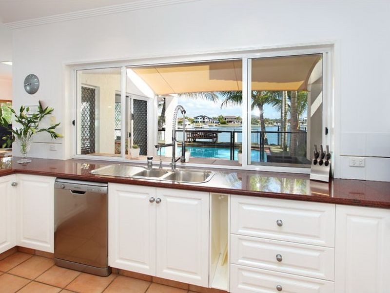 16 Sommersea Drive, Raby Bay QLD 4163