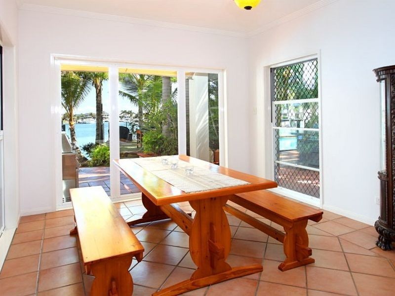 16 Sommersea Drive, Raby Bay QLD 4163