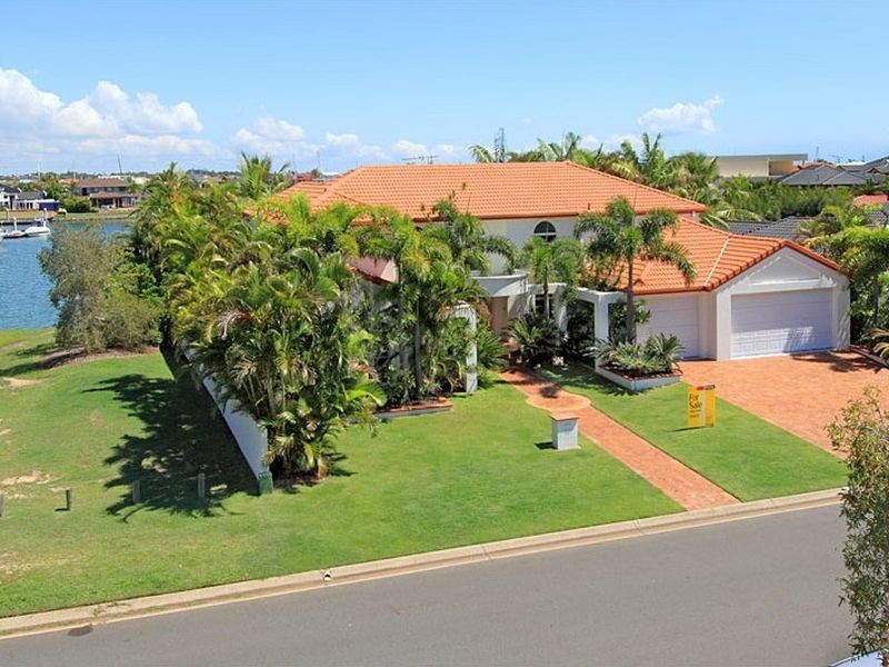 16 Sommersea Drive, Raby Bay QLD 4163