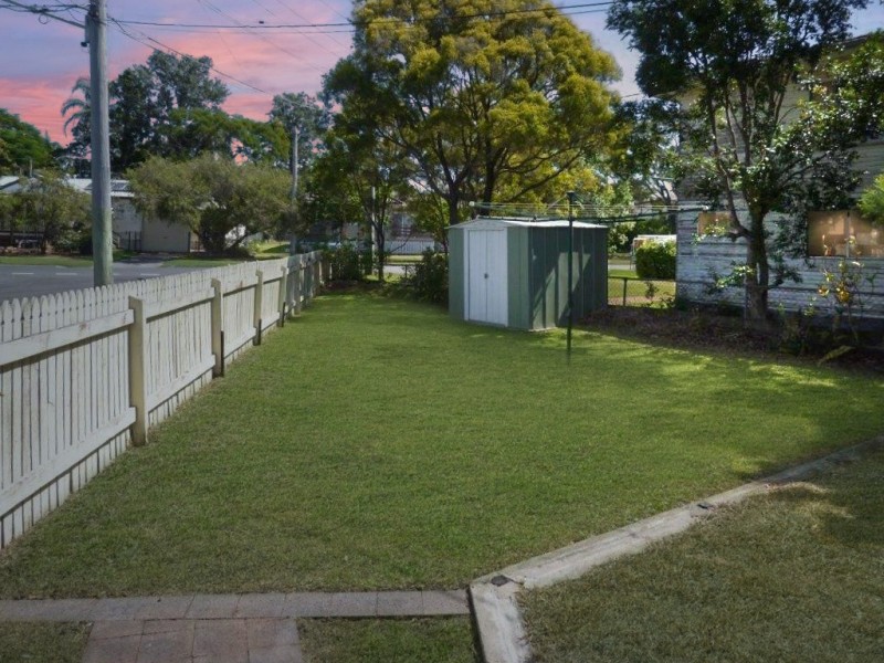 45 Muriel Avenue, Manly West QLD 4179