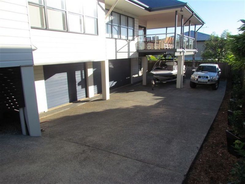 23 Hoskins Drive, Wellington Point QLD 4160