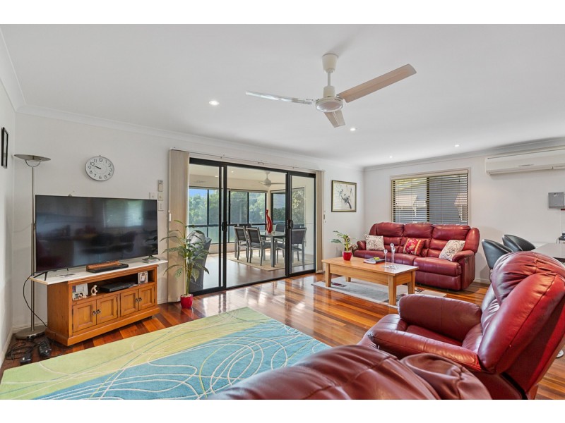 3 Timothy Street, Macleay Island QLD 4184