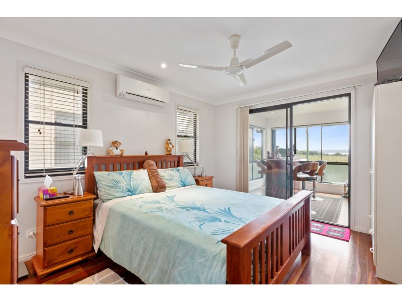 3 Timothy Street, Macleay Island QLD 4184
