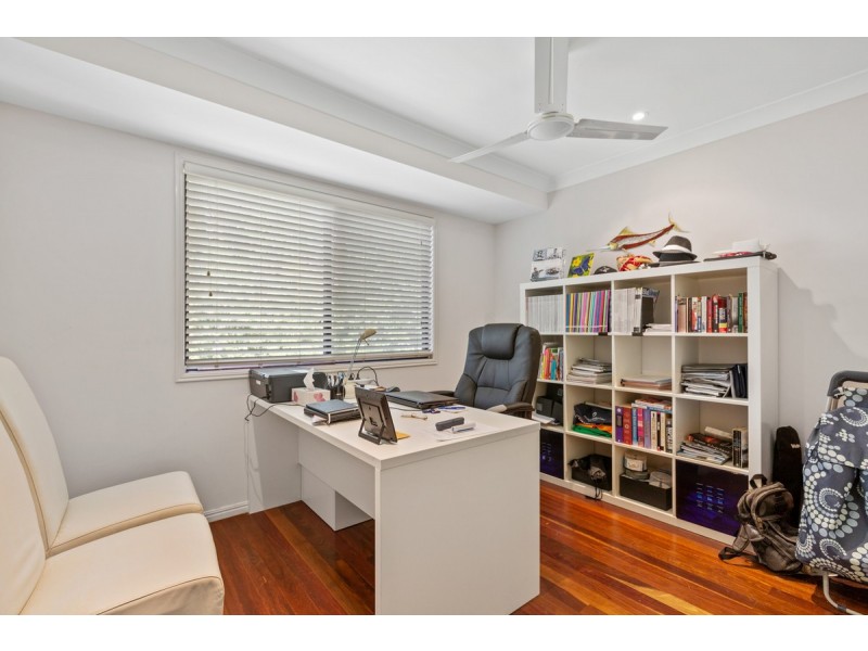 3 Timothy Street, Macleay Island QLD 4184