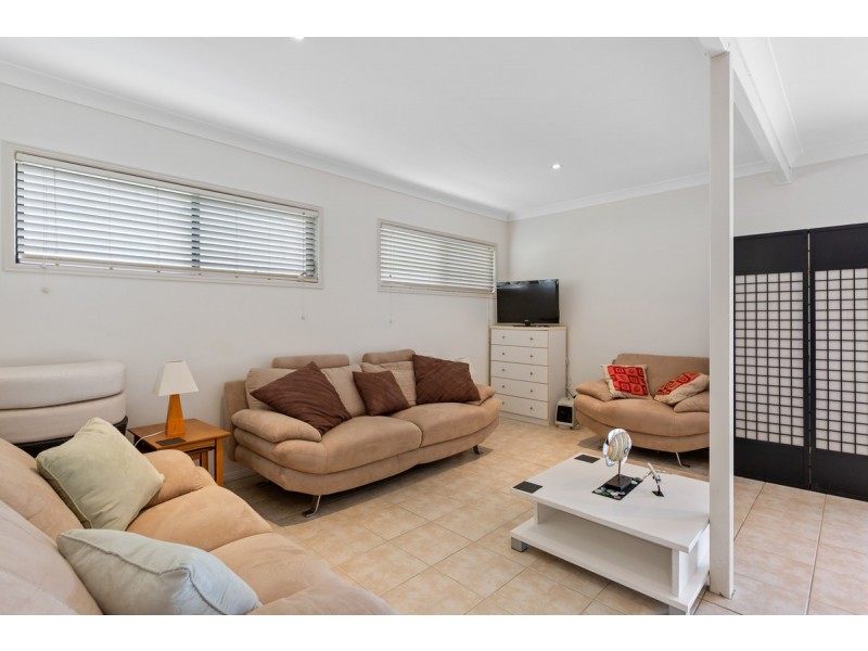 3 Timothy Street, Macleay Island QLD 4184