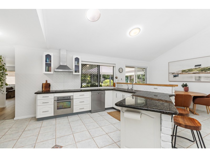 27 Tipuana Drive, Capalaba QLD 4157