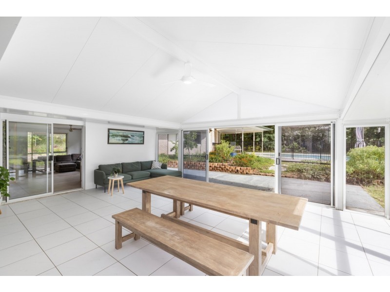27 Tipuana Drive, Capalaba QLD 4157