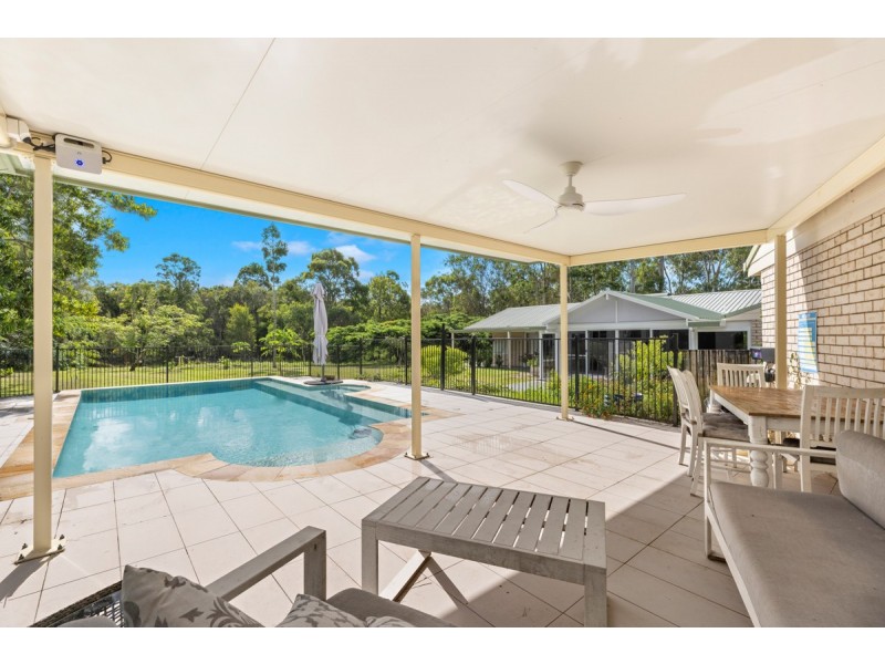 27 Tipuana Drive, Capalaba QLD 4157
