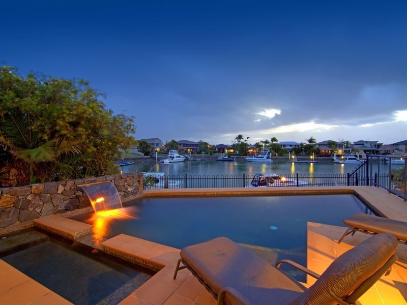 22 Carling Court, Raby Bay QLD 4163
