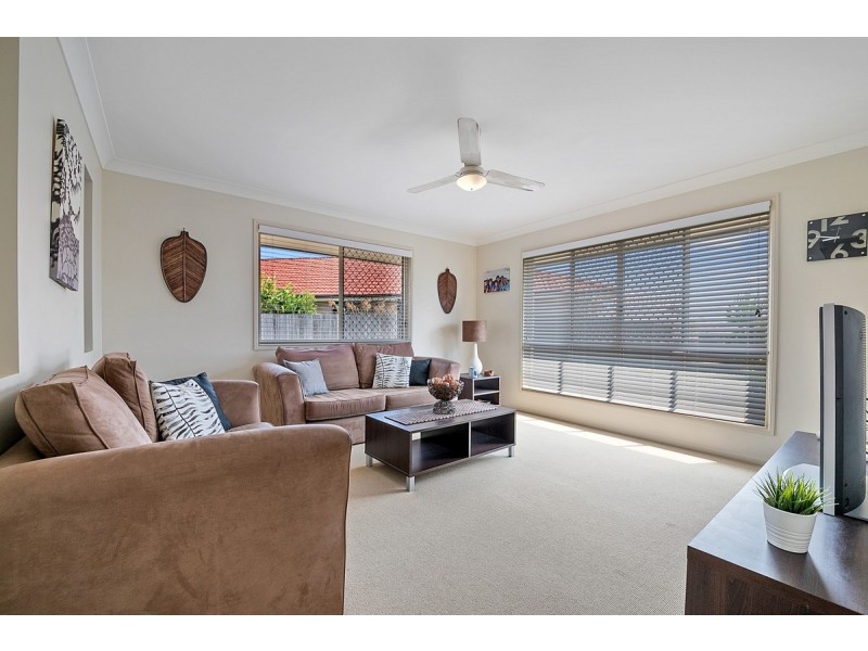 8 Kelsall Close, Victoria Point QLD 4165