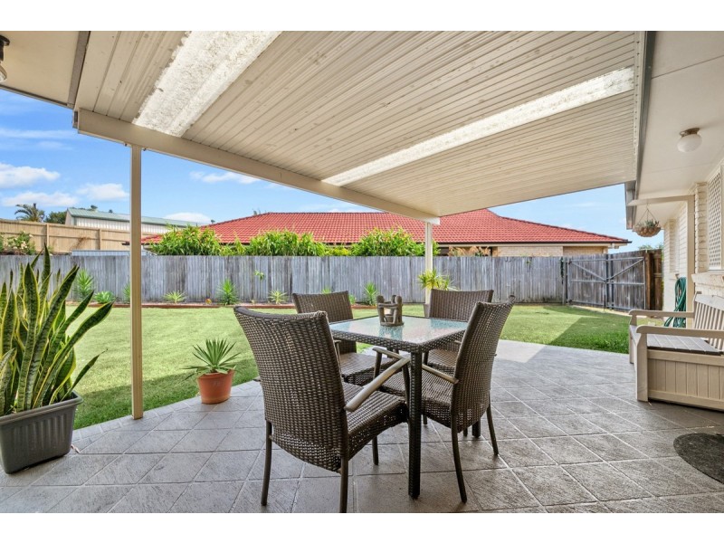 8 Kelsall Close, Victoria Point QLD 4165
