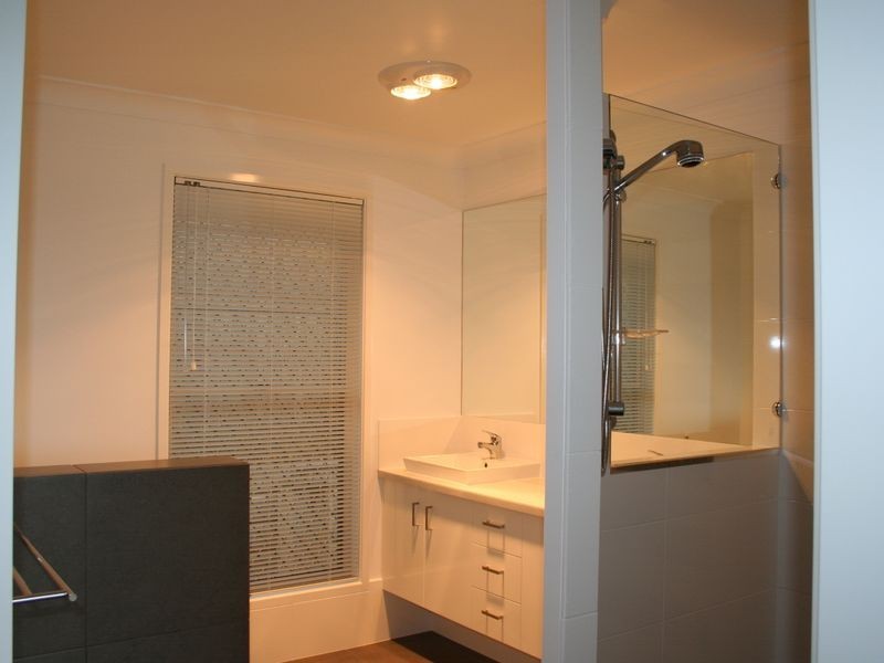 47 Emperor Drive, Redland Bay QLD 4165