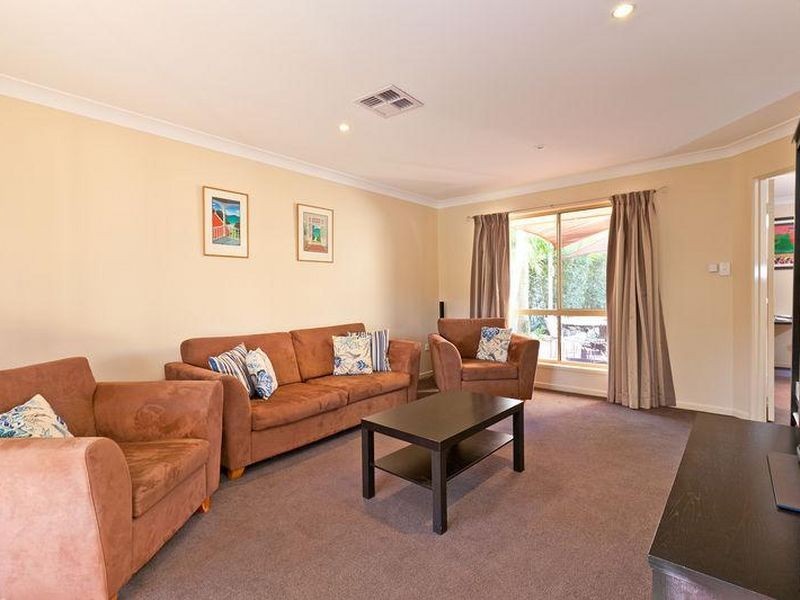 2 Nautilus Drive, Ormiston QLD 4160