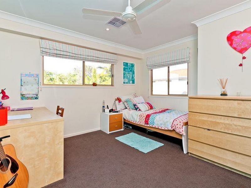 2 Nautilus Drive, Ormiston QLD 4160