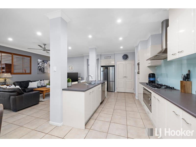 12 Wilohurst Drive, Redland Bay QLD 4165