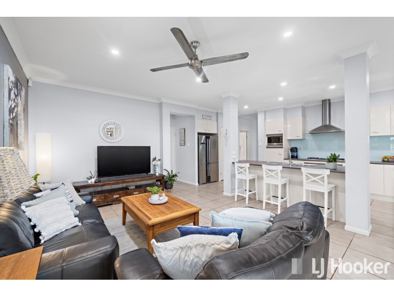12 Wilohurst Drive, Redland Bay QLD 4165