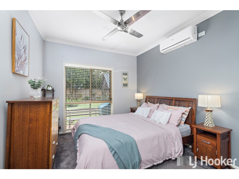 12 Wilohurst Drive, Redland Bay QLD 4165